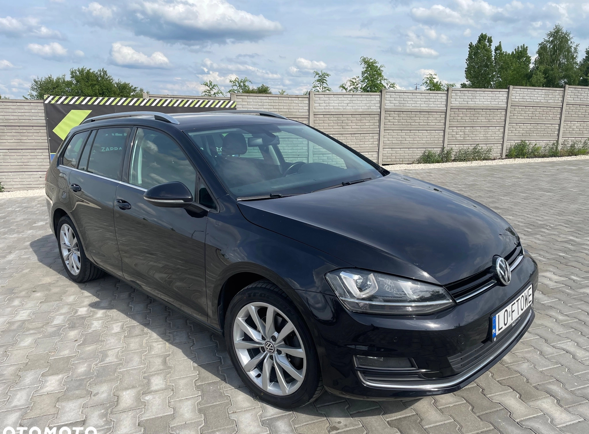 Volkswagen Golf cena 36777 przebieg: 170000, rok produkcji 2015 z Puławy małe 191